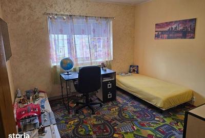 Apartament cu 4 camere decomandat în Vladimirescu - 3