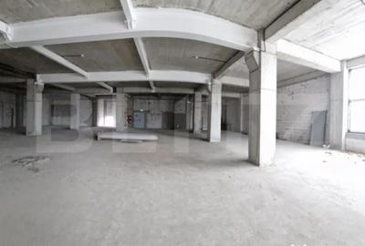 Spațiu comercial, de 400 mp, în Central - 1