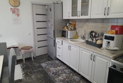 Casa renovata 2 camere de vanzare str. Campului Fagaras jud. Brasov - 3