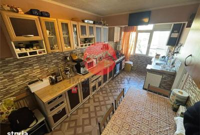 Apartament cu 4 camere decomandat în Vest - 9