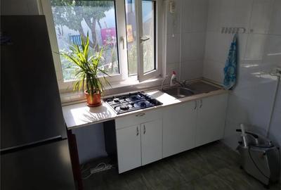 Garsonieră decomandată în Central - 10