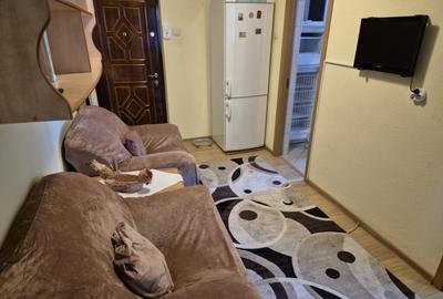 Inchiriez apartament cu 2 camere zona Orion,vis a vis de magazin Profi - 2