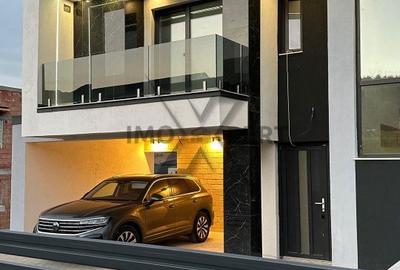 Casă cu 4 camere în Central