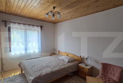 Casă cu 3 camere cu Teren 1603 Mp în Central