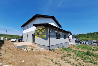 Casă cu 4 camere în Livezeni - 3