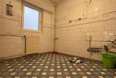 Apartament 3 camere decomandat cu POTENȚIAL – ideal pentru amenajare după gust! - 3