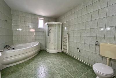 Casă individuală cu 21 camere cu Canalizare în Central - 26