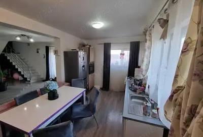 A 35 Proprietarul vinde casa amenajata ,mobilata ,utilata ,nou , Margineni Bacau, 90 mp cu teren - 1