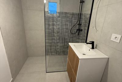 Renovat integral, Centrală Proprie, Bloc Anvelopat - 22