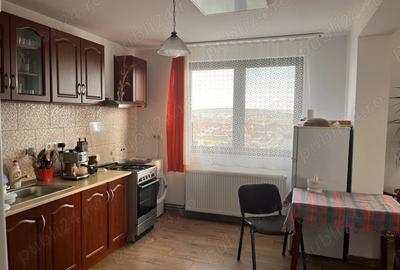 Casa de vanzare 70 mp utili + nivel inferior luminos amenajabil, cu intrare separata, teren 500 - 10