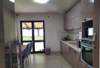 Casa P+M, in Tg. Jiu, Aleea Mehedin?i Casa P+M, in Tg. Jiu, Aleea Mehedin?i - 4