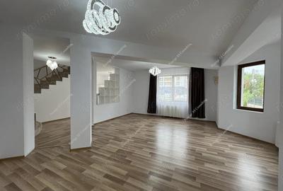 Casa 7 incaperi + Anexe | 1420mp Teren | La Intrare in Dumbravita - 3