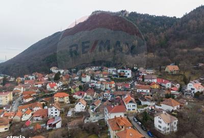 Casă cu 3 camere cu Teren 300 Mp în Schei - 12