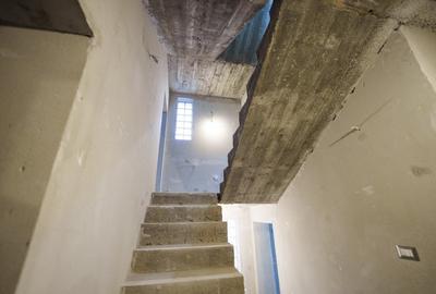 Casa la gri - Romanesti - 10