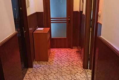 Doua camere Metrou Costin Georgian - 2