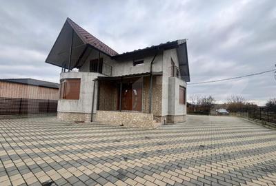 Casa de vanzare Strada Slatini?ei -unirea - - 3