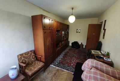 Apartament 3 camere – 95 mp, zona centrală, Casa de Cultură, ,etaj 3 - 4