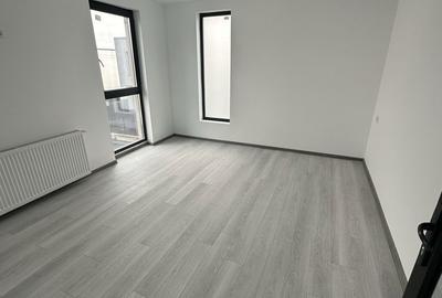 Casă cu 3 camere în Central - 2