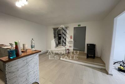 Spațiu comercial, de 70 mp, în Complex Studențesc