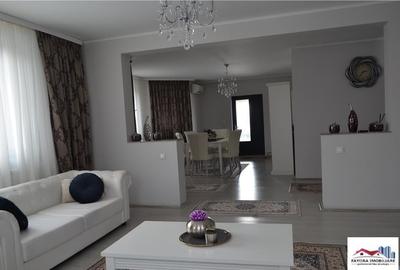 Casa Superba Mobilata si Utilata de in Nazna - 2