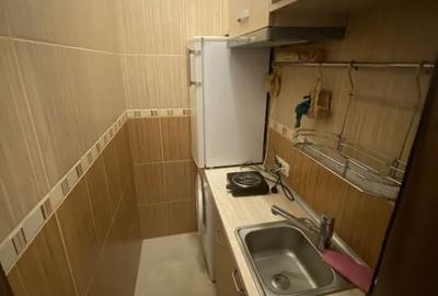 De Inchiriat Garsoniera Decomandata Dacia - Romana - 4