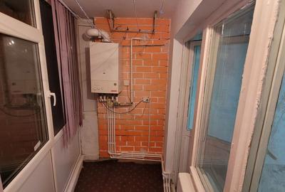 Apartament cu 2 camere semidecomandat în Viziru 1 - 3