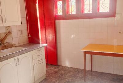 Casă cu 4 camere în Vlădești - 2