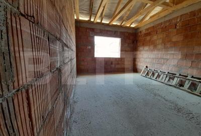 Casa La Rosu Pe Dealul Jelnei ,119 mp Utili, PE 10 ARI - 4