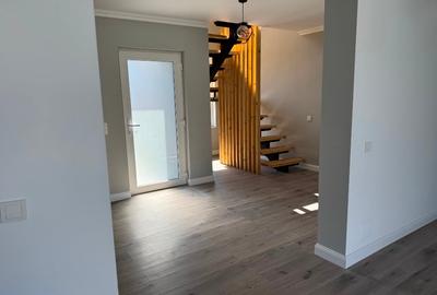 Casa noua de vanzare tip duplex la gata  in oras zona linistita - 13