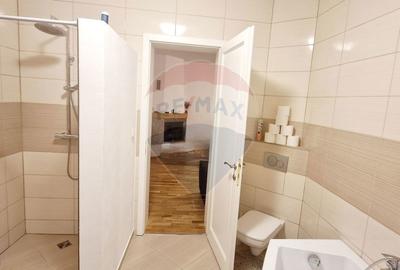 Casă cu 3 camere cu Teren 450 Mp în Central - 12