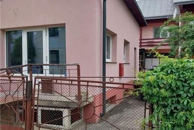 Spatiu de inchiriat Zamca, 50 mp,  comercial, birouri sau depozitare - 2