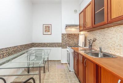 Apartament cu 3 camere semidecomandat, mobilat în Centrul Istoric - 9