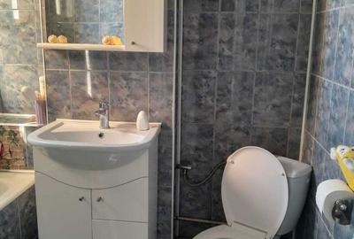 Apartament cu 3 camere decomandat în Central - 3