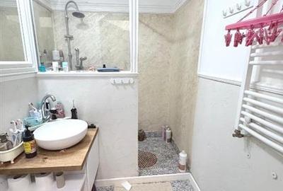 Vanzare 3 camere decomandat - 2 gr sanitare - Drumul Taberei - Metrou Raul Doamn - 15