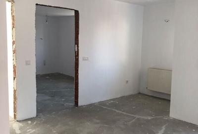 Casă individuală cu 5 camere cu Teren 950 Mp în Micro 17 - 10