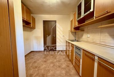 Apartament cu 3 camere decomandat, mobilat în Soarelui - 9