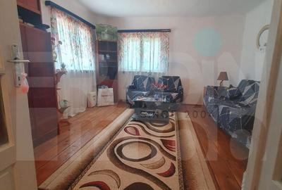 Casă cu 3 camere cu Teren 861 Mp în Central - 2