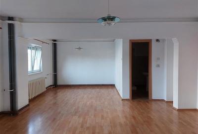 Apartament 4 camere, zona Micalaca, parter. De inchiriat sau de vanzare! - 3