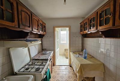 Apartament cu 3 camere decomandat, mobilat în Lipovei - 4