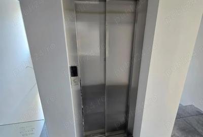 Apartament cu 3 camere decomandat în Micro 17 - 1