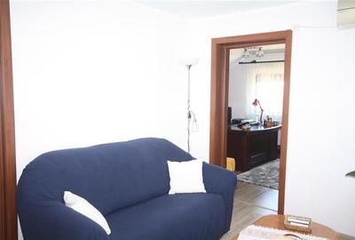 Casă individuală cu 5 camere cu Canalizare în Central - 10