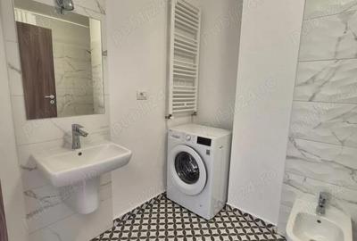 Apartament cu 2 camere decomandat în Torontalului