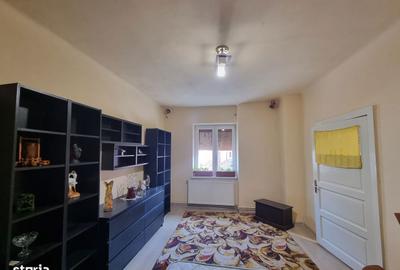 Casă cu 4 camere în Central - 5