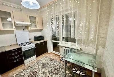 Apartament cu 2 camere decomandat în Girocului