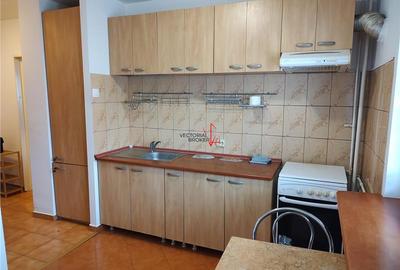 Garsonieră decomandată, mobilată în Dristor - 11