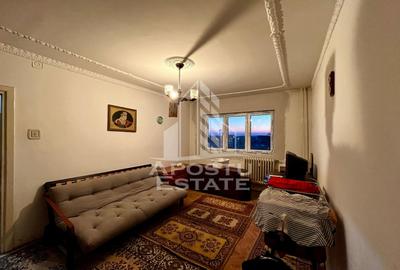 Apartament cu 3 camere semidecomandat, mobilat în Complex Studențesc - 2