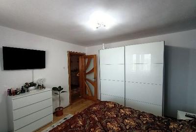 Apartament cu 3 camere decomandat în Central - 3