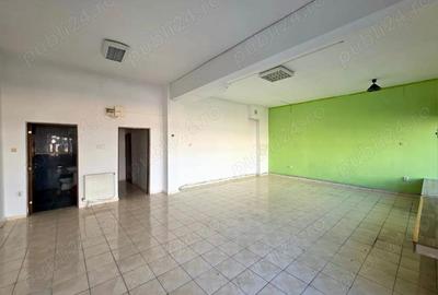 Spațiu comercial, de 60 mp, în Central - 4