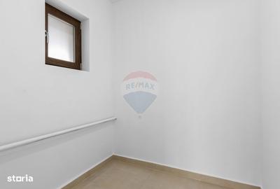 Casă cu 4 camere în Sânleani - 2