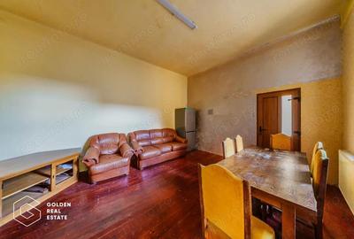 Casă cu 6 camere cu Teren 453 Mp în Central - 10